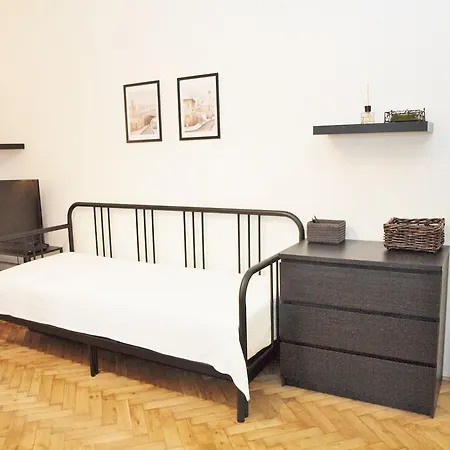 Na Parukarce Zizkov Apartment Prague