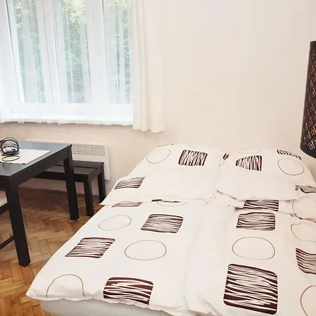 Apartment Na Parukarce Zizkov Prague