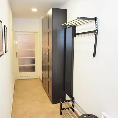 Na Parukarce Zizkov Apartment